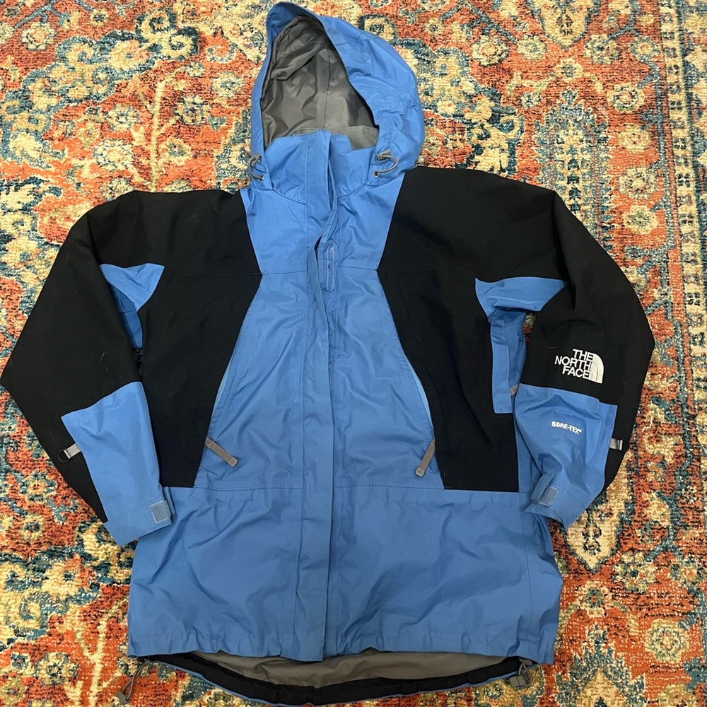 Vintage The North Face Mountain Light Jacket Parka Gore-Tex Pink Women's Large